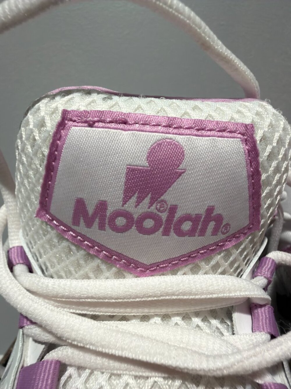 Moolah Kids' Grade School Press Break V2 Basketball Shoes  - Shoe Size: 7.0 - Picture 3 of 8